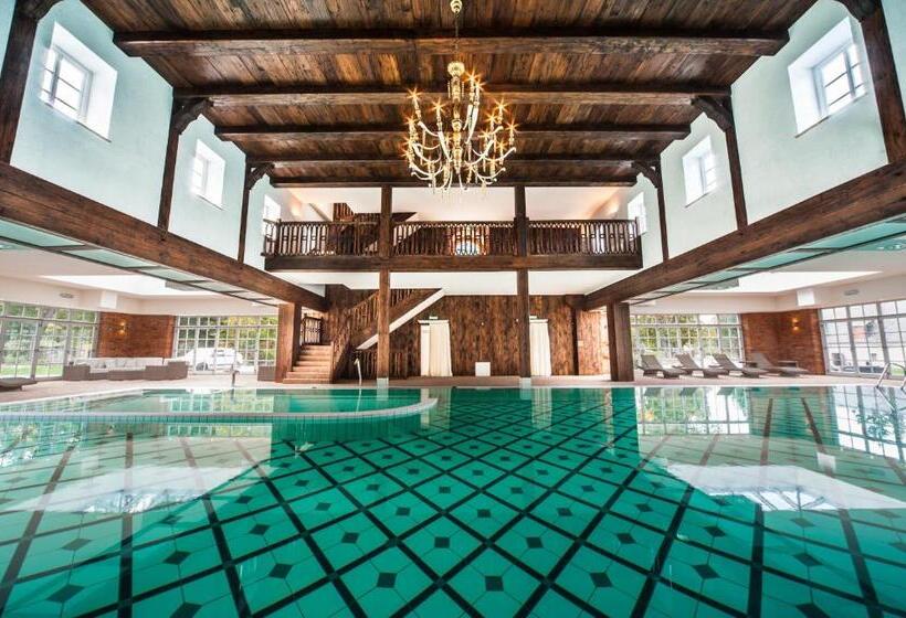 فندق Palac Staniszow