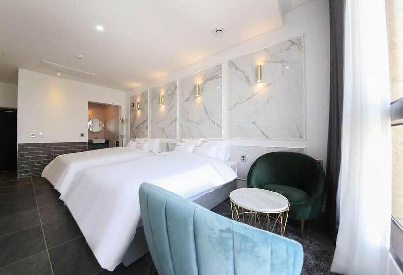 בית מלון כפרי Raum Suncheon