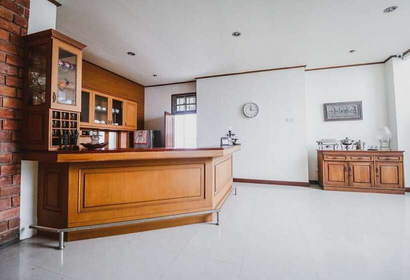 هتل Reddoorz Syariah Near Gelora Delta Sidoarjo
