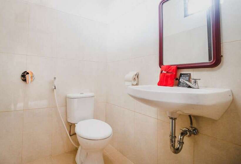 هتل Reddoorz Syariah Near Gelora Delta Sidoarjo