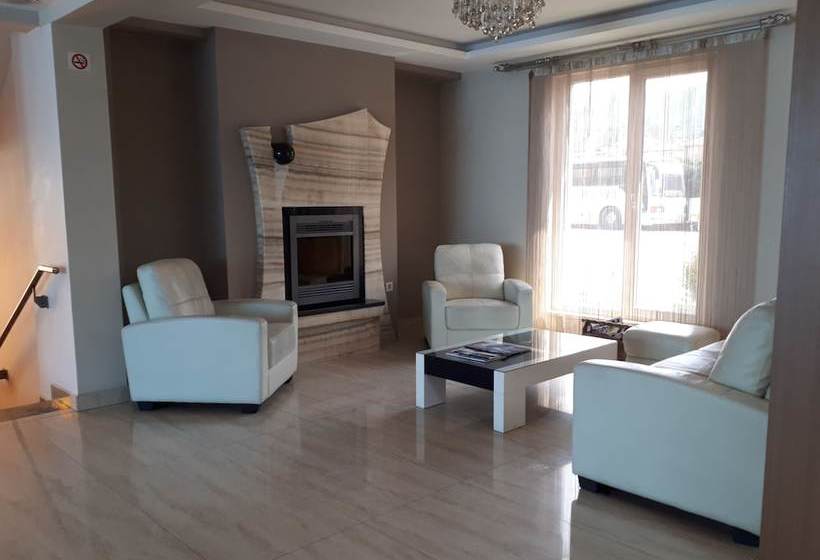 ホテル Rich Royal