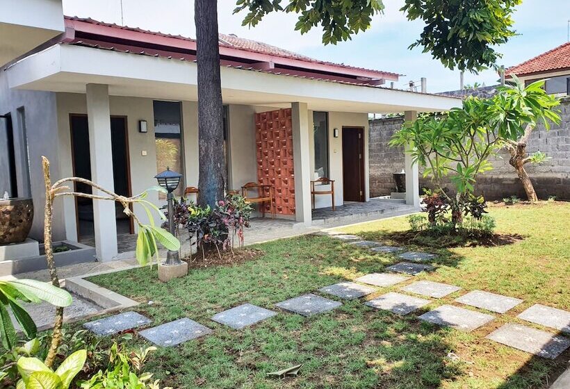 Отель Sanur Agung