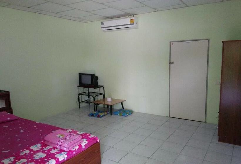 هتل Suansuppachok Inn