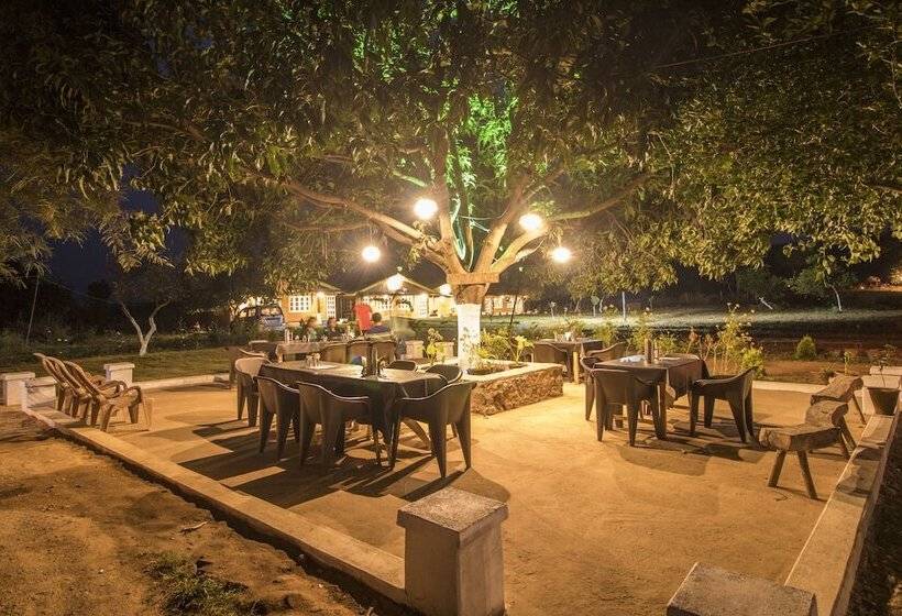 ホテル Wow Stayz2 Pachmarhi Foothill Cottages