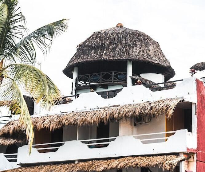 هتل Bungalows Acuario