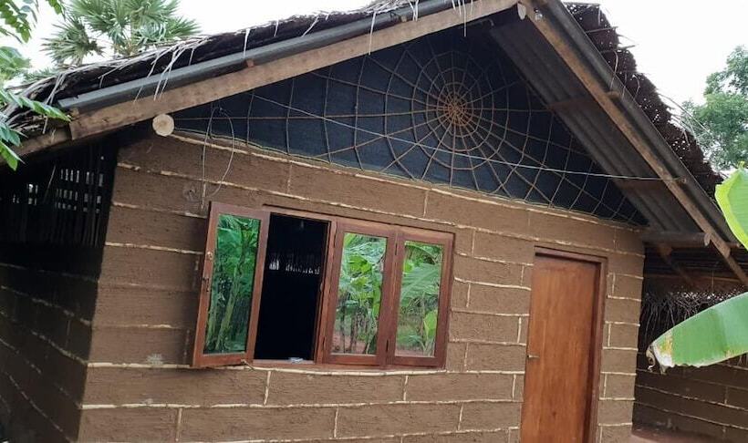 Monara Arana Eco Village And Farm Resort   Hostel