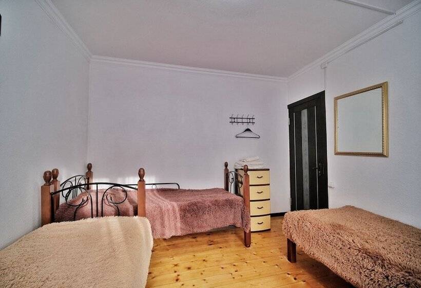 پانسیون Arkhiz City Guest House