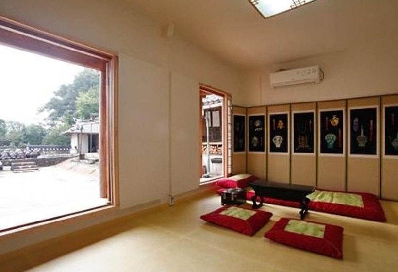 بنسيون Gwiae Traditional House