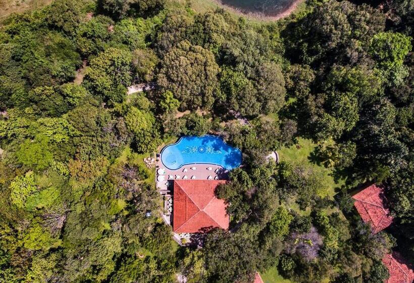 استراحتگاه Amaya Lake Dambulla