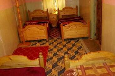 Aït Ayoub Voyages   Hostel