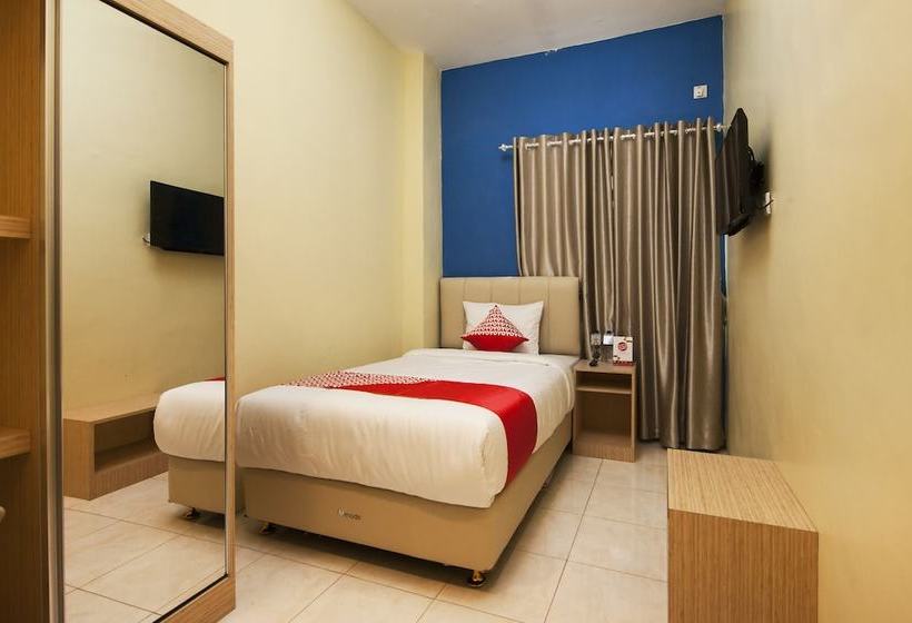 هاستل Rap Hotel By Oyo Rooms