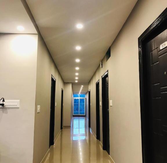 旅馆 Sharada Residency