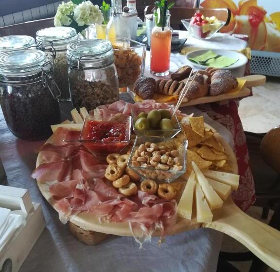 住宿加早餐  Callort