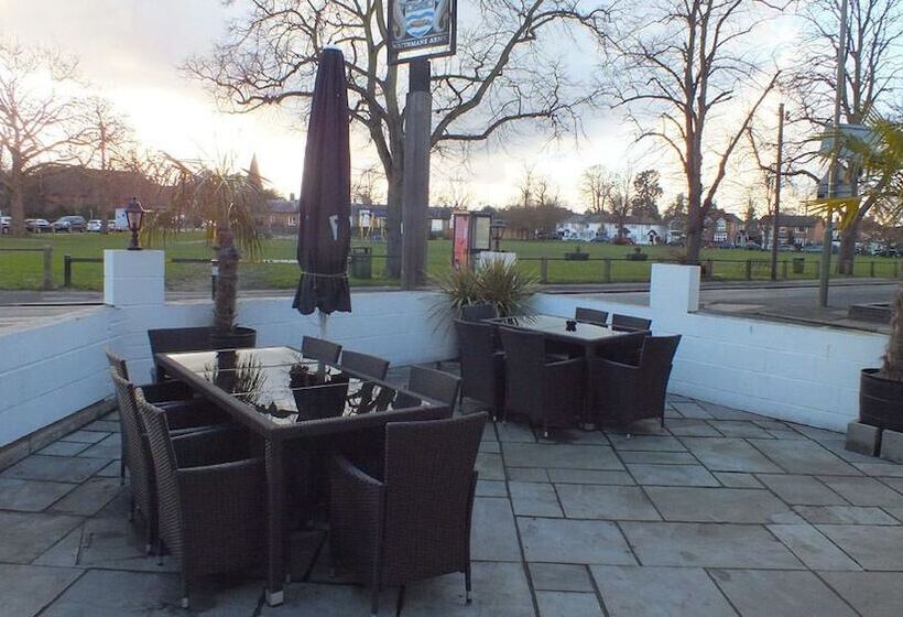فندق فئة نجمة واحدة The Watermans Arms