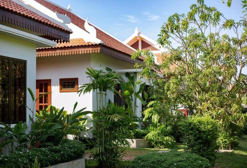 هتل Angkor Privilege Resort & Spa