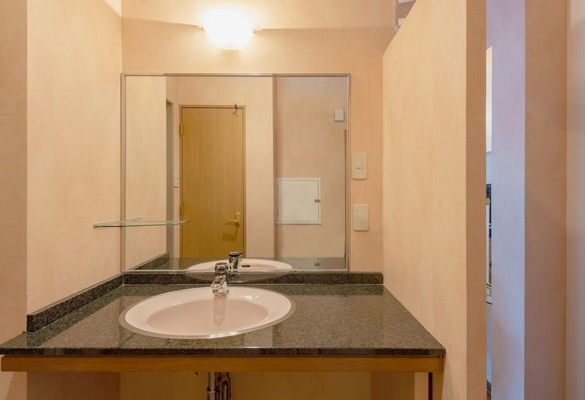 Отель Avail By Oyo Rooms