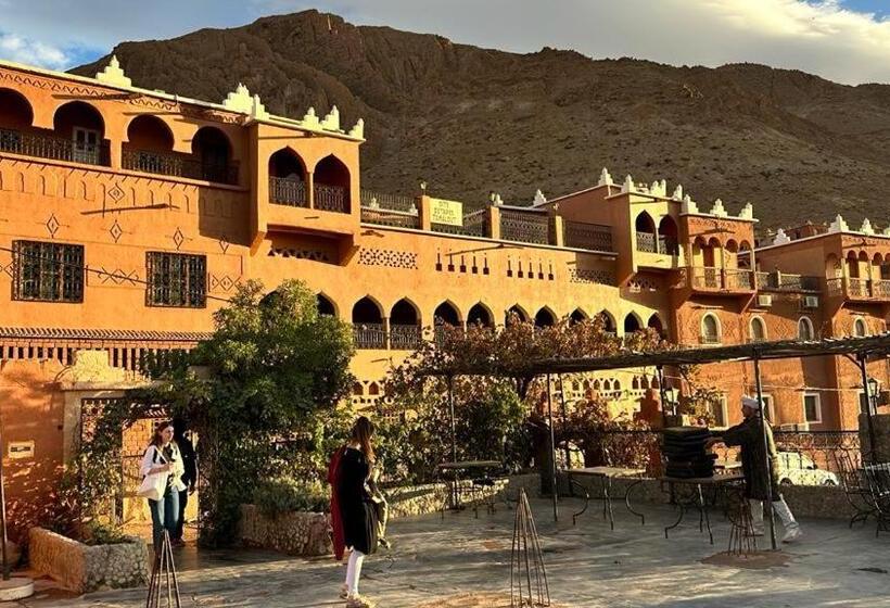 فندق Gîte D étape Tamaloute