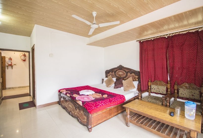 ホテル Jain Regency