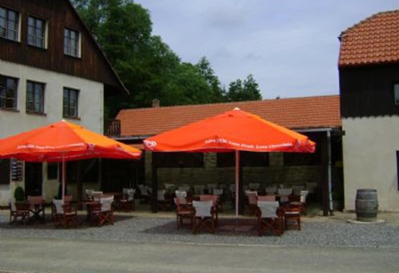 هتل Kratochvil Molen