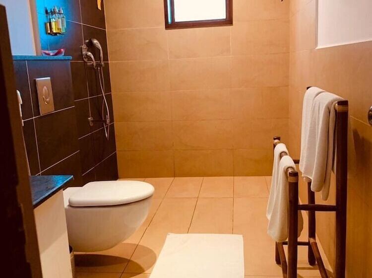 Отель Machaan Plantation Resorts Sakleshpur