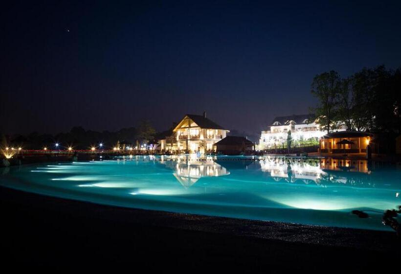 ホテル Molo Resort