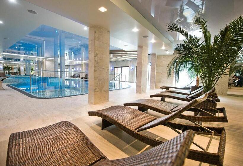 ホテル Molo Resort