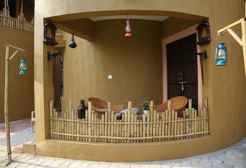 فندق Natraj & Resort