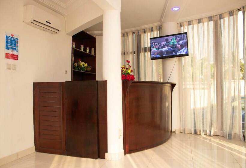 בית מלון כפרי Odjidja Royal Palace