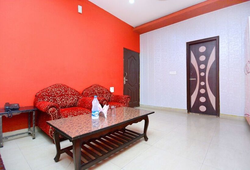 호텔 Palace Plaza By Oyo Rooms