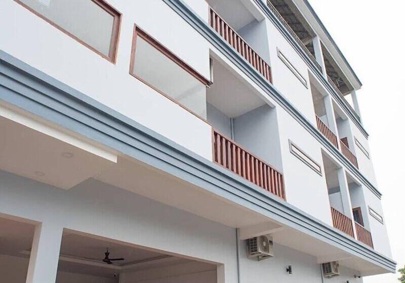 هتل Pengthol Residence