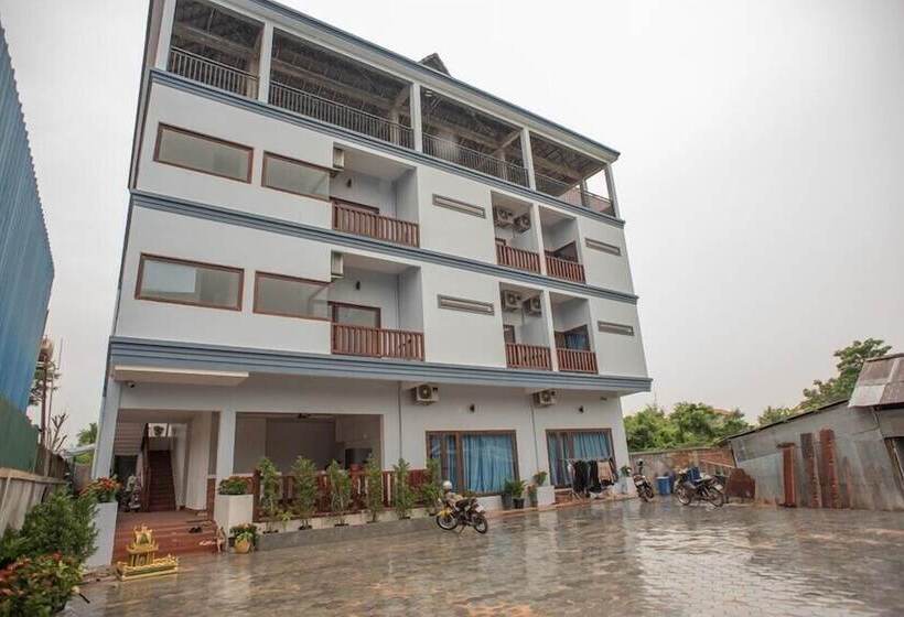 هتل Pengthol Residence