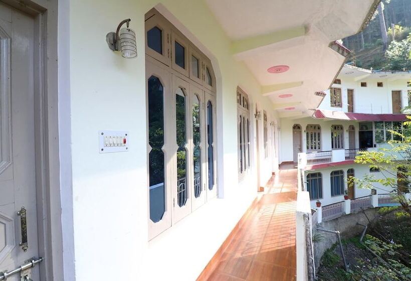 فندق Riya Residency