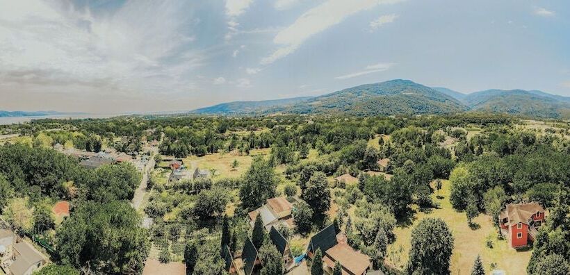 هتل Sapanca Taş Ev & Bungalow