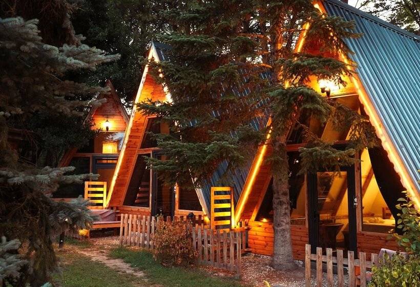 هتل Sapanca Taş Ev & Bungalow