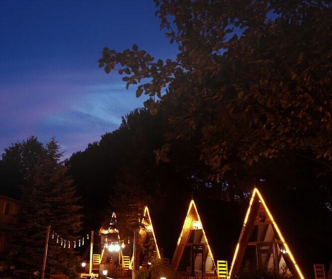 هتل Sapanca Taş Ev & Bungalow