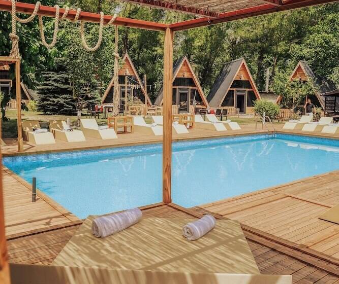 هتل Sapanca Taş Ev & Bungalow