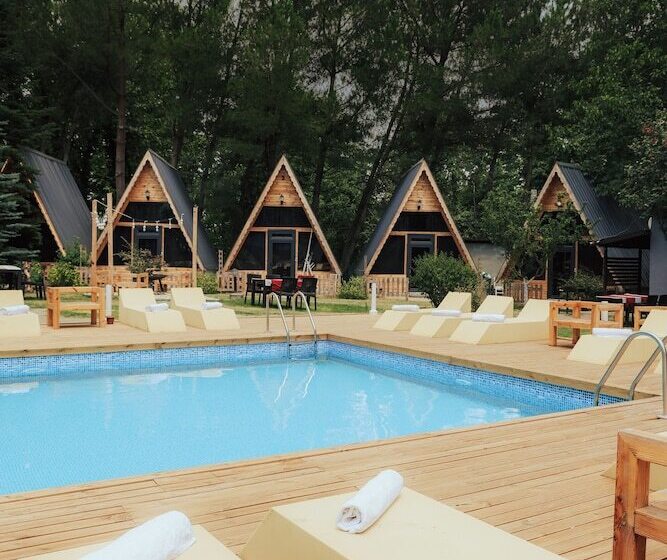 هتل Sapanca Taş Ev & Bungalow