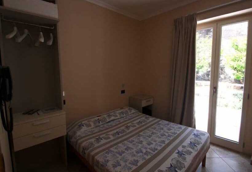 Micro Hotel Rossana