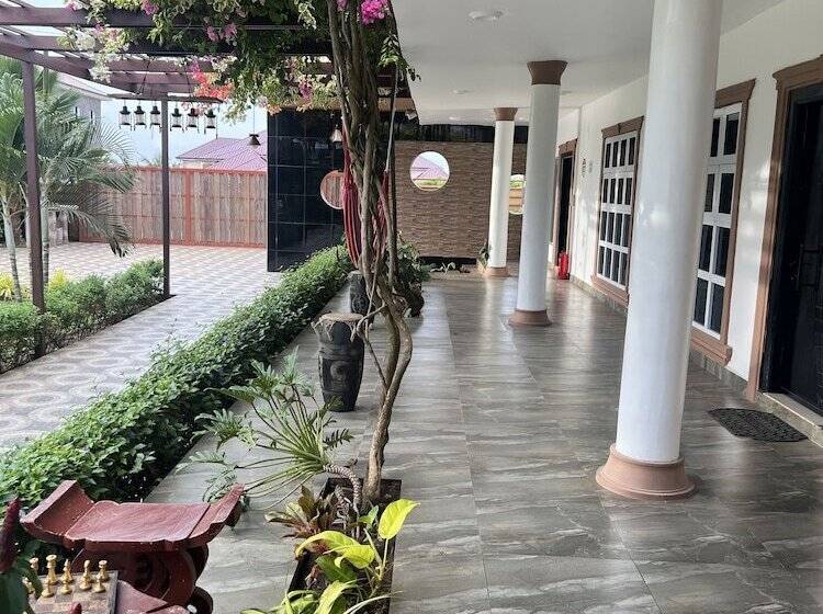 بنسيون Accruase Paradise