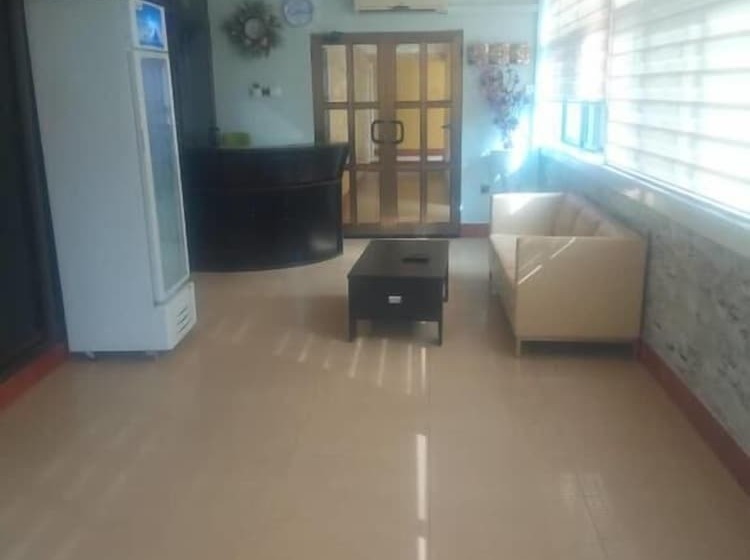 פנסיון Ama Serwaa Lodge