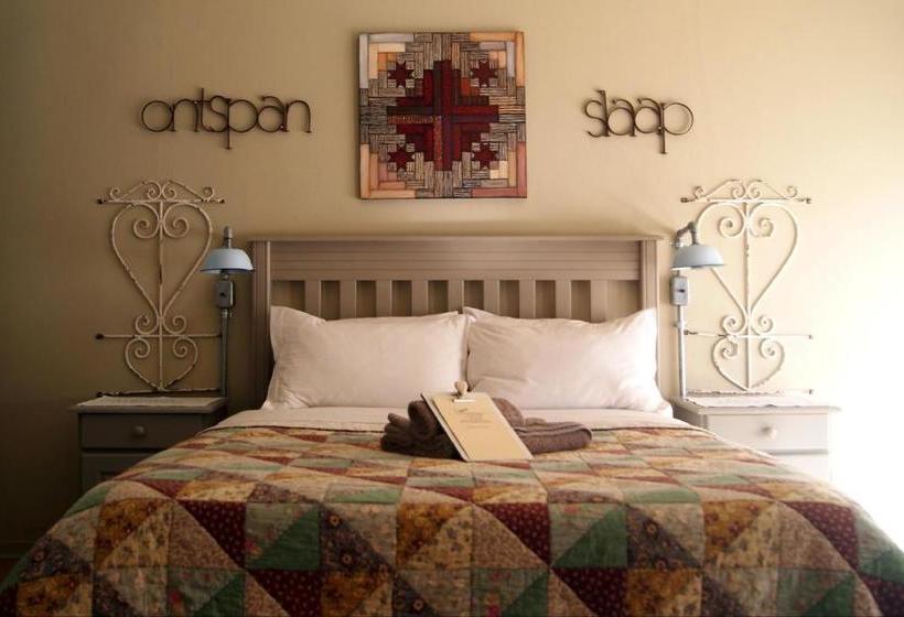 پانسیون Homestead Guesthouse And Coffee Shoppe