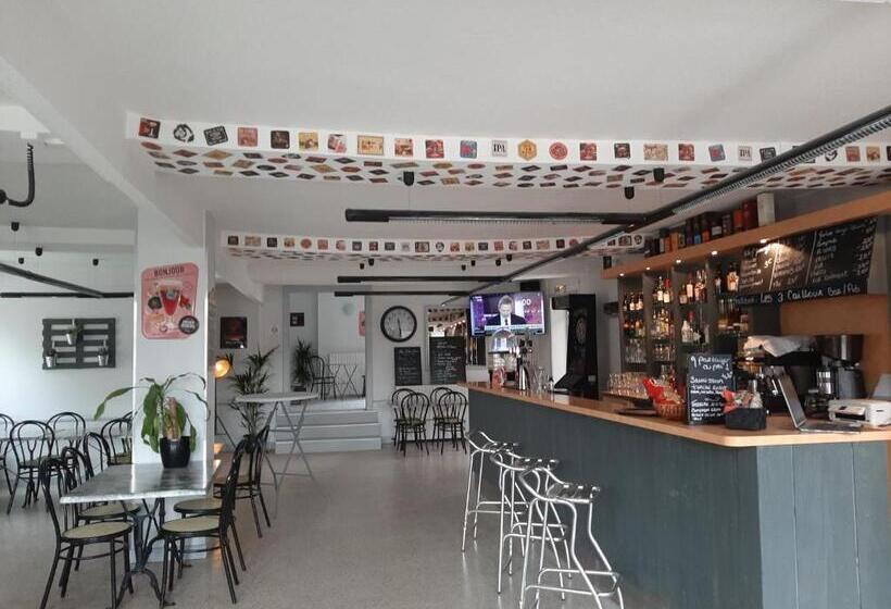 بنسيون Les 3 Cailloux Bar Restaurant