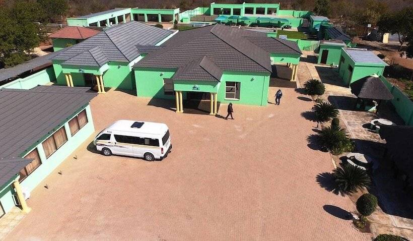 פנסיון Mashamba Country House