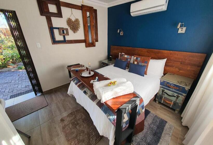 פנסיון Rustic Forest Guest House