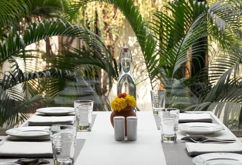 אתר נופש Rvr Sarovar Portico Dindi