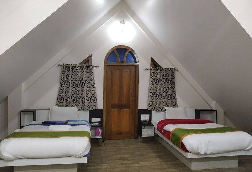리조트 Ziro Palace Inn