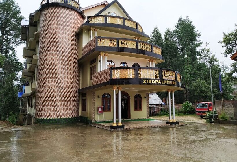 리조트 Ziro Palace Inn
