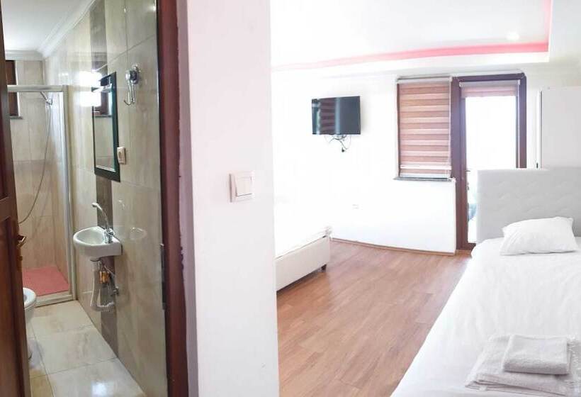 Sisdagi Zirve Otel