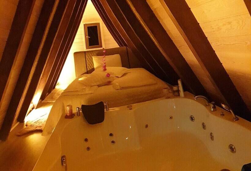 Sisdagi Zirve Otel