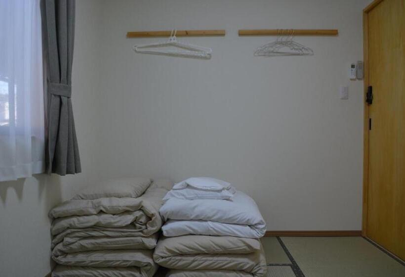 هاستل Bed N Chill Shippoya 七宝屋